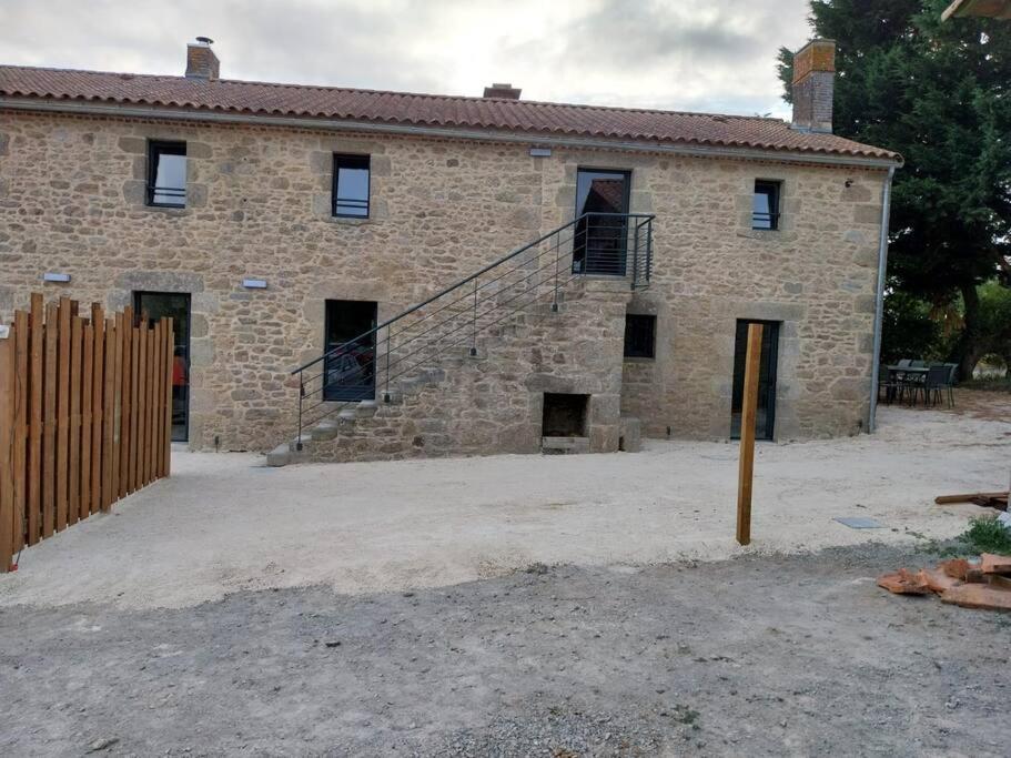 O Rev Villa Chambretaud Luaran gambar