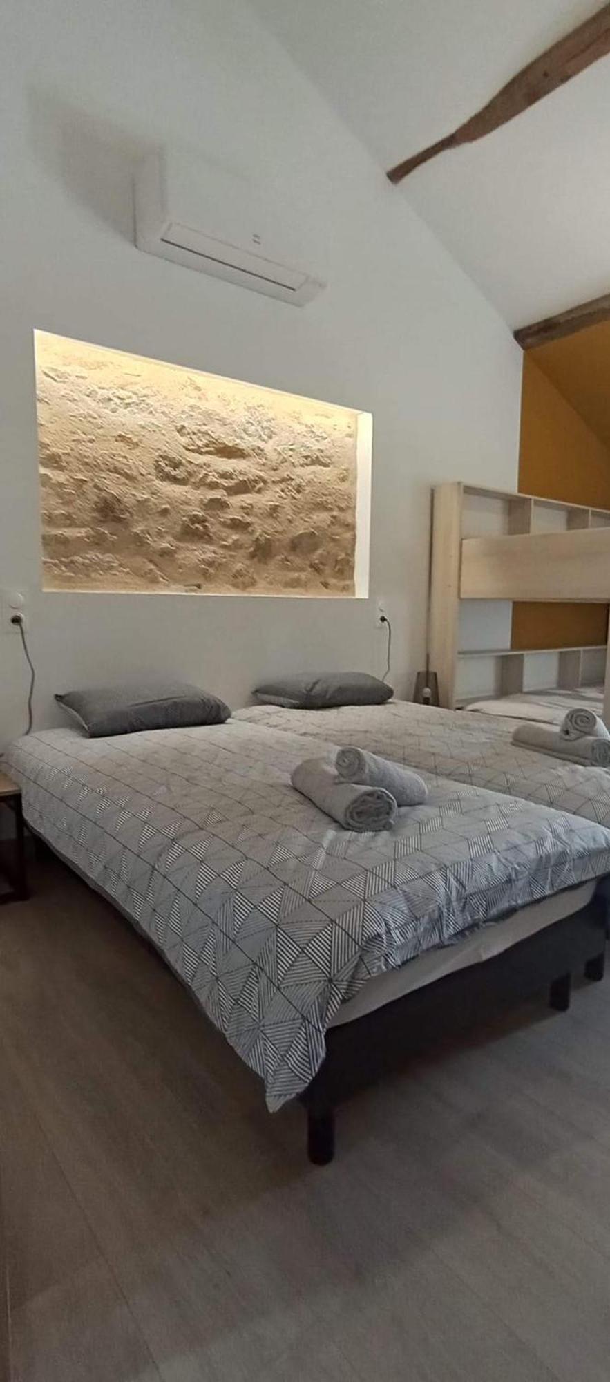 O Rev Villa Chambretaud Luaran gambar