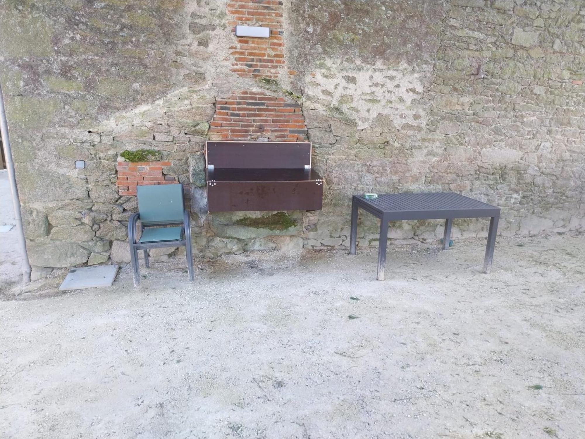 O Rev Villa Chambretaud Luaran gambar